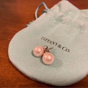 Tiffany’s Pearl Earrings (8-9mm)